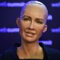 Робот София собирает средства на «всемирный ИИ»