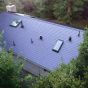 Как выглядят первые солнечные крыши от Tesla на настоящих домах