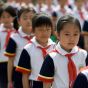 Опоздания, прогулы и сон на уроках: китайские школы используют умную форму для слежки за учениками