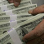 Межбанк: доллар уронили продажи СКВ ради гривни для очередного фискального периода