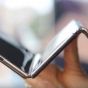В Китае презентовали смартфон-гармошку, который сгибается в разные стороны (видео)