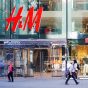 В США H&M разрешит оплачивать покупки не сразу