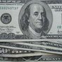 Межбанк: регулятор практически спасает доллар от проседания