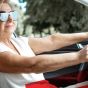 На автомобилях пожилых водителей предлагают делать специальные отметки